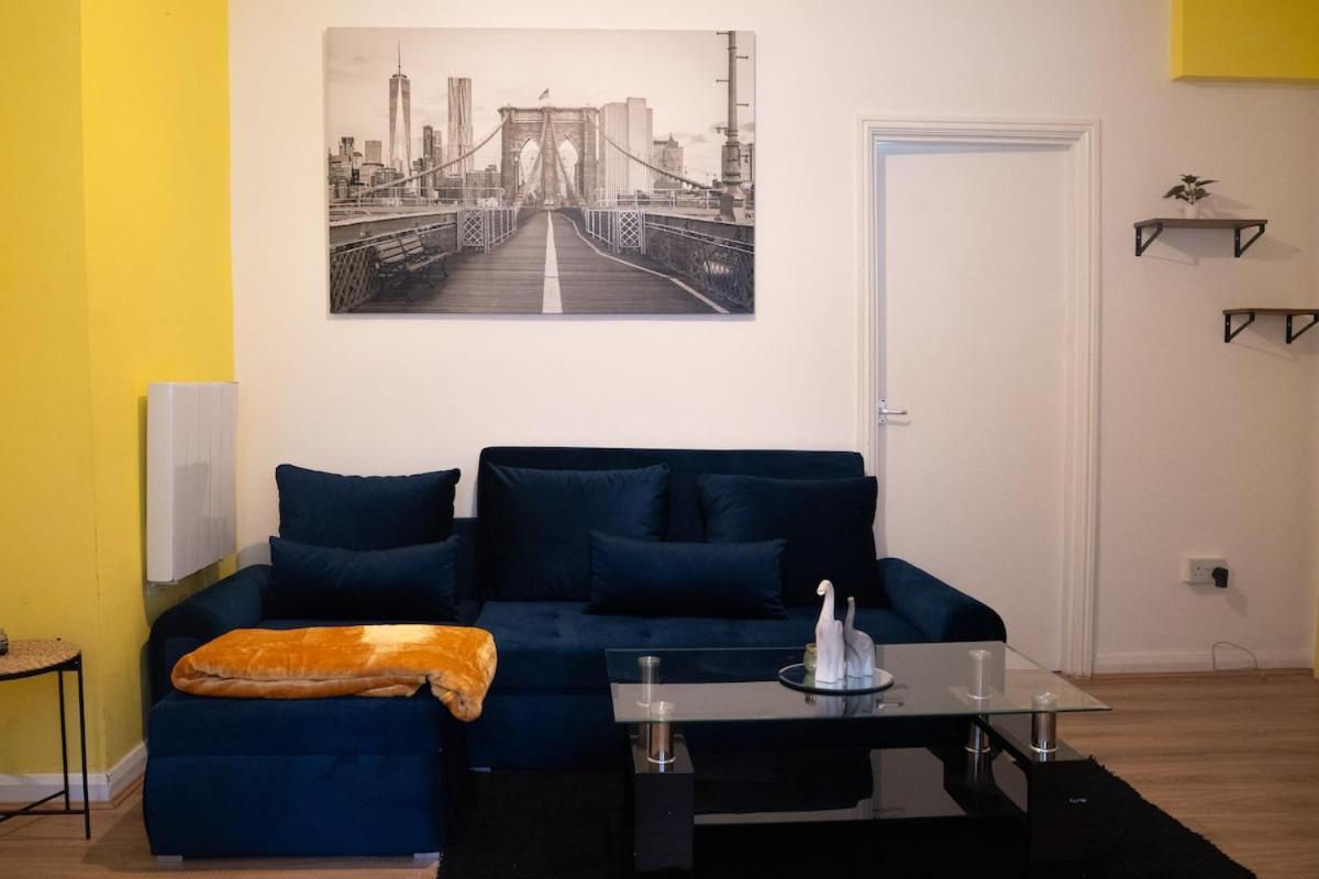 Cosy & Modern 1-bed, Centre Apartment Birmingham