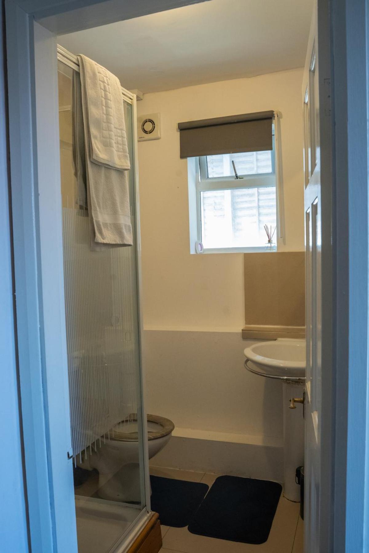Cosy & Modern 1-bed, Centre Apartment